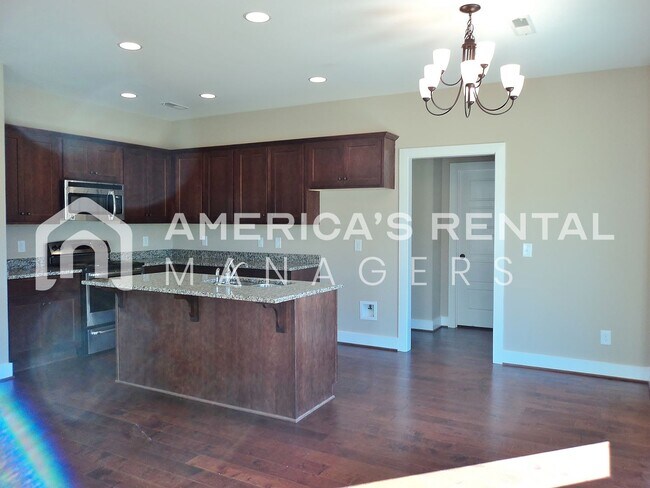Foto del edificio - Home For Rent in Calera, AL... COMING SOON!