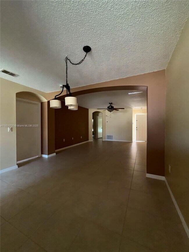 Foto del edificio - 13427 Fairway Glen Dr