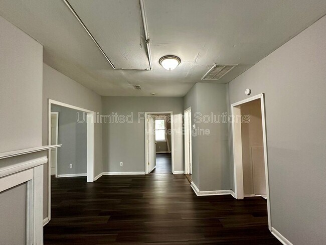 Foto del edificio - 1109 Fanning St