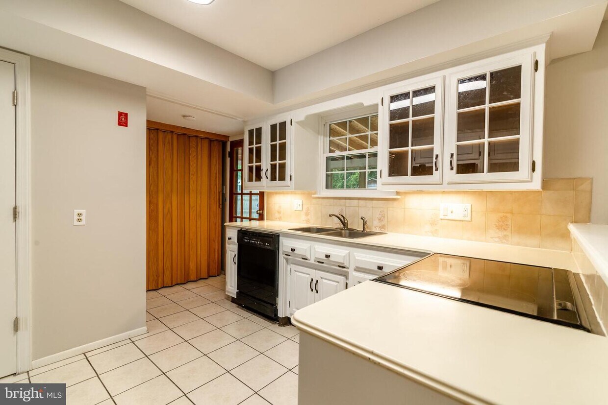 Foto principal - 109 Weybridge Ct
