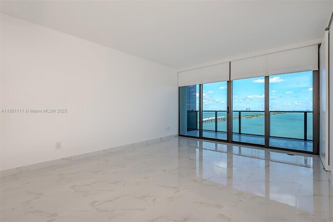 Foto del edificio - 3131 NE 7th Ave