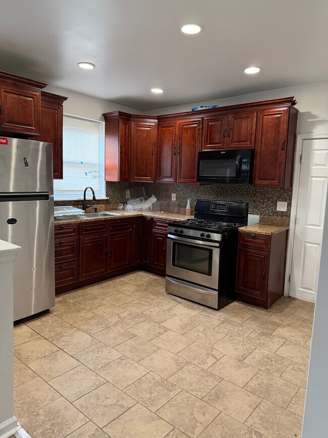 Foto del edificio - 313 E Eleanor St