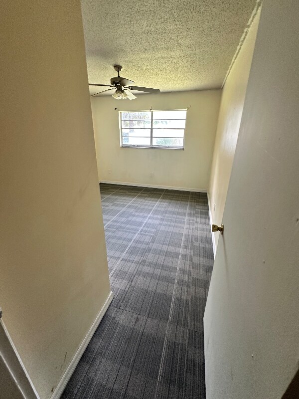 Building Photo - 3014 Martin St