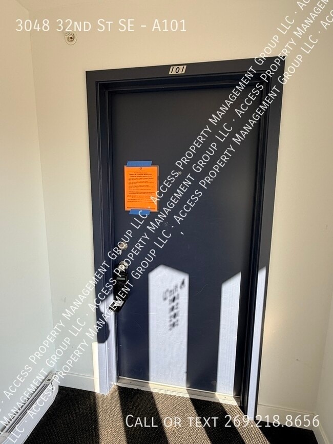 Foto del edificio - 3048 32nd St SE