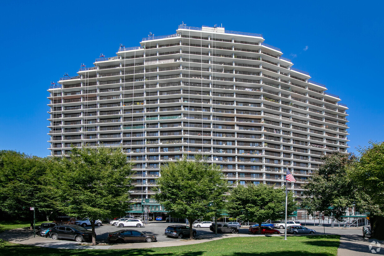 Foto principal - Shore Towers Condominiums