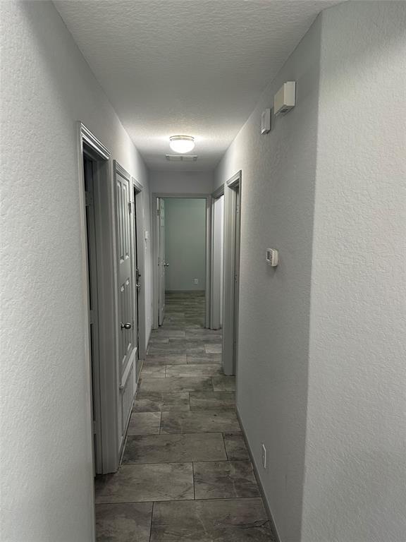 Foto del edificio - 2234 Bentwood Dr