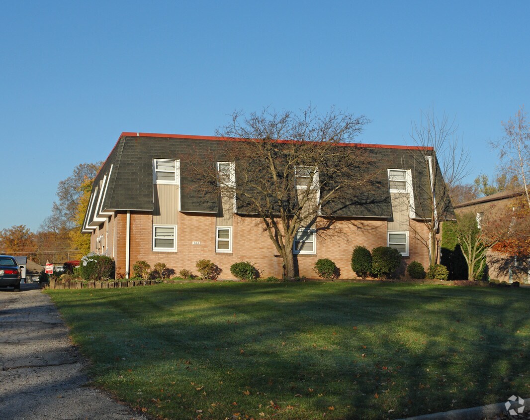 Primary Photo - 134 Lemans Dr