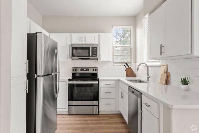 Building Photo - Sierra Canyon