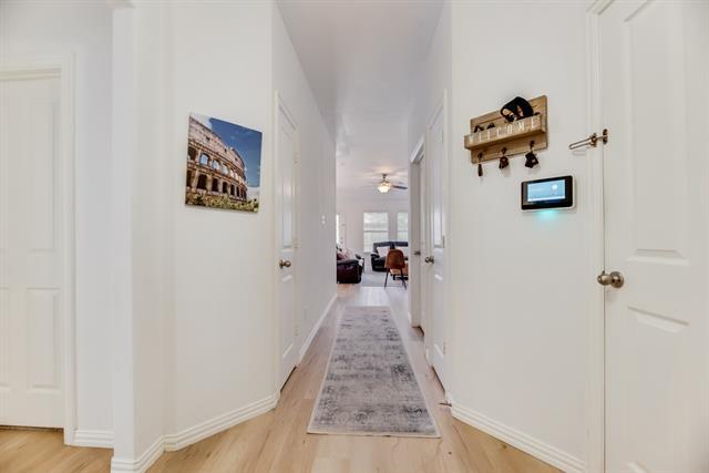 Foto del edificio - 2404 Castle Creek Dr