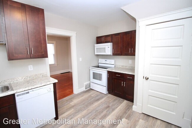 Building Photo - 3 br, 1 bath House - 3521 Poe Avenue