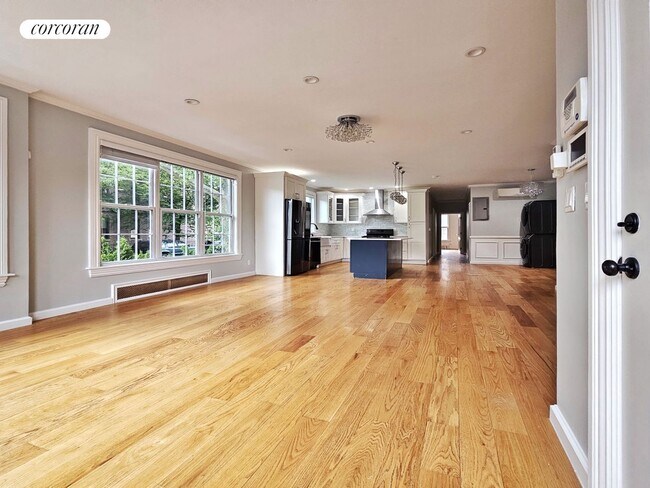 Foto del edificio - 435 Linden Blvd