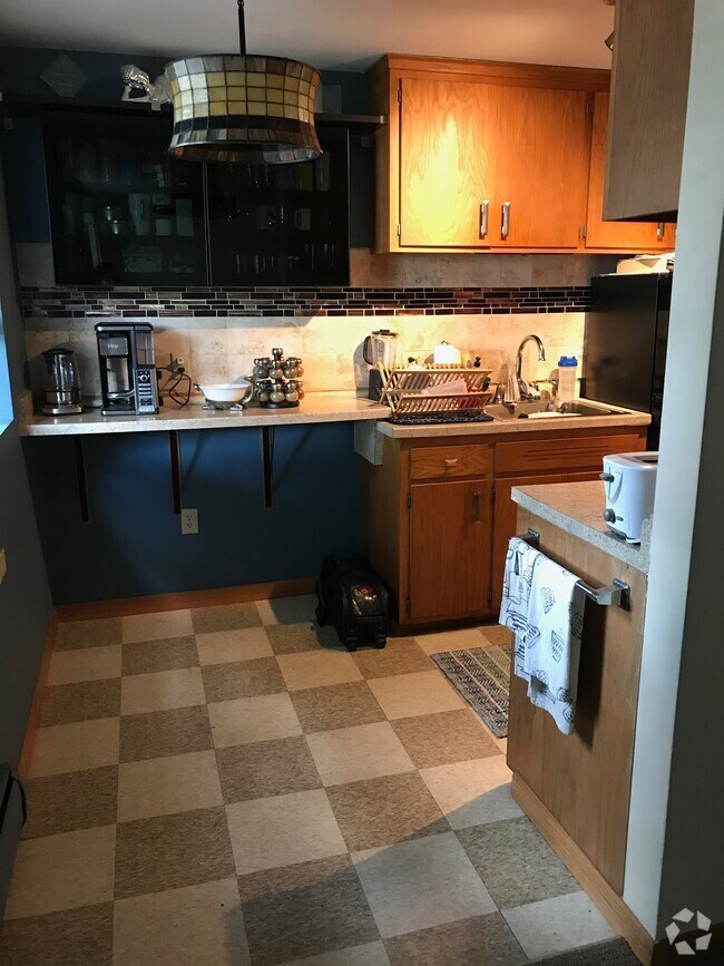 Crossroads at Penn Apartments for Rent with Parking Richfield, MN 1