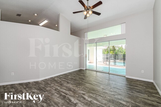 Foto del edificio - 3166 Gillot Blvd