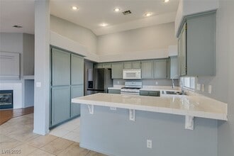 Building Photo - 7782 Top Hat Ave