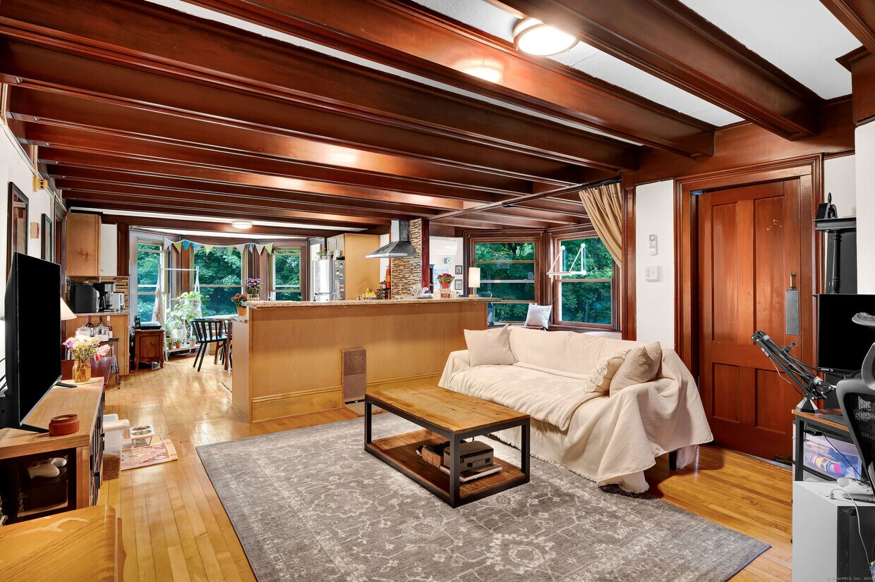Foto principal - 11 Winthrop Rd