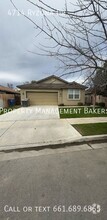 Building Photo - 4714 Ryzona Dr