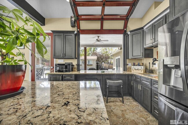 Building Photo - 6015 Stillmeadow Dr