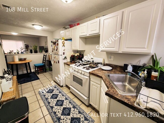 Photo - 108 Mill St Apartment