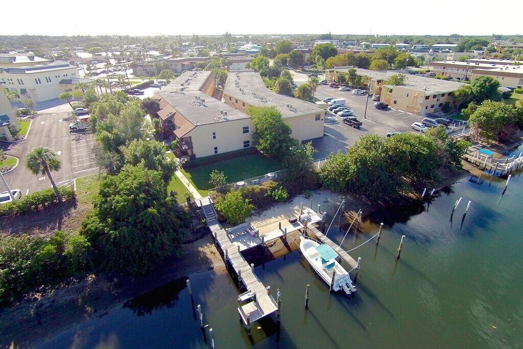 Primary Photo - 312 Southwind Dr