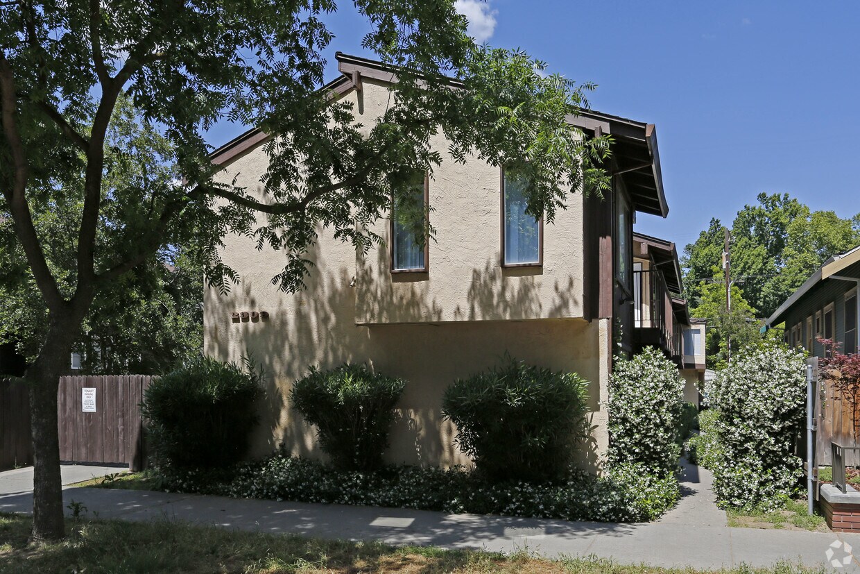 Primary Photo - 2309 G St