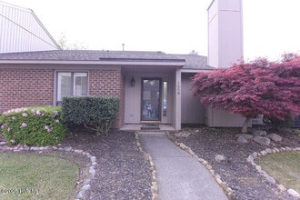 Building Photo - 105 Sunshine Ln