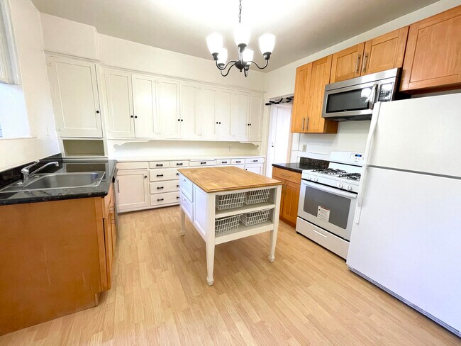Foto del edificio - 3870 24th St