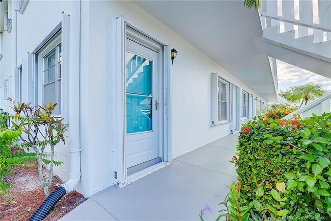 Foto del edificio - 2929 SE Ocean Blvd