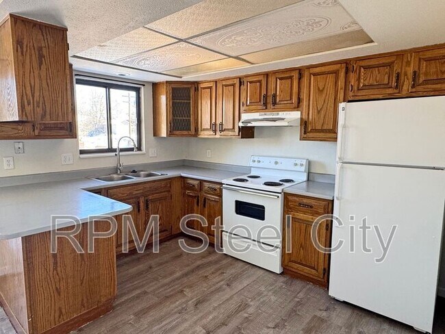 Foto del edificio - 924 E 5th St