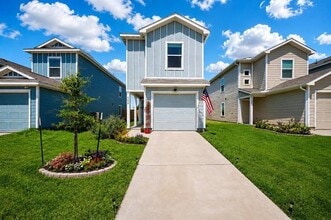 Building Photo - 6208 Sanderling St