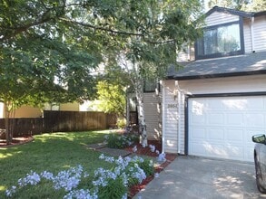 Building Photo - 3604 Dita Ct