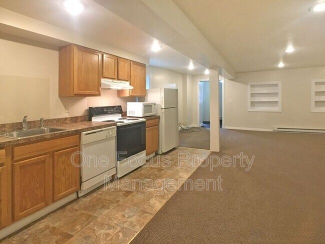 Foto del edificio - 807 W 3rd St