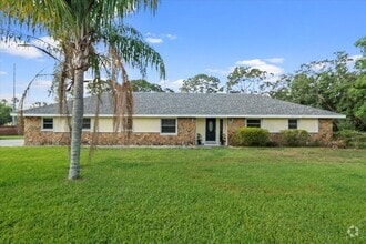 Building Photo - 903 Tomahawk Trail