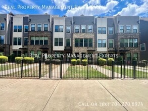 Building Photo - 528 Billingsley Rd