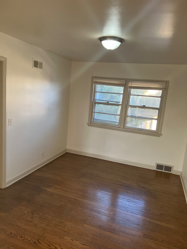 Building Photo - 641 S 38th St