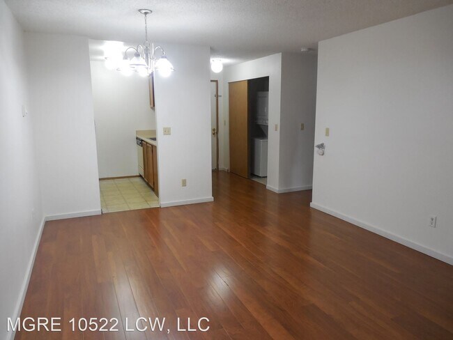 Foto del edificio - 10522 Lake City Way NE