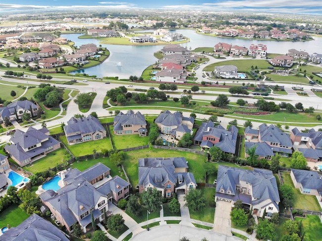 Foto del edificio - 4506 Beacon View Ct