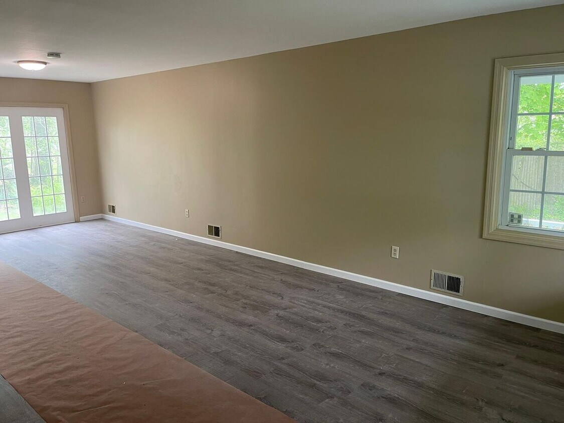Foto principal - 2 Bedroom condo