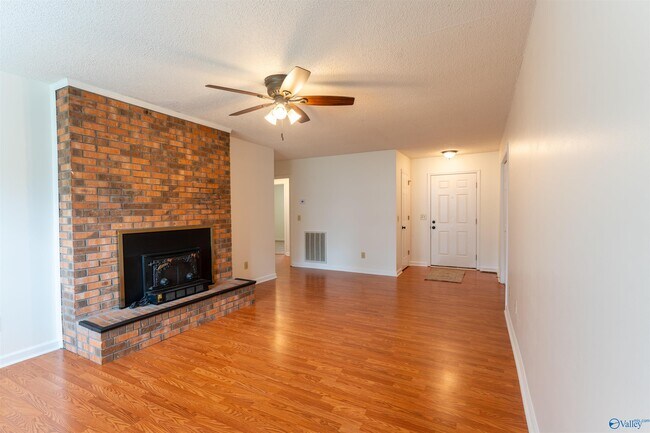Foto del edificio - 111 Grayson Ave