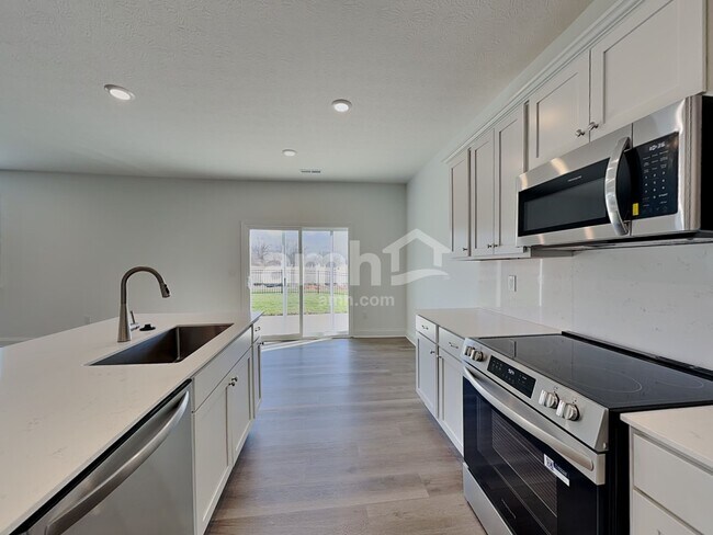 Foto del edificio - 956 Heritage Blvd