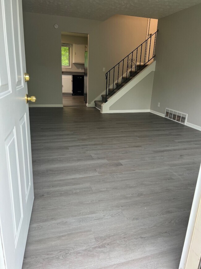 Foto del edificio - 11226 Roxbury Dr