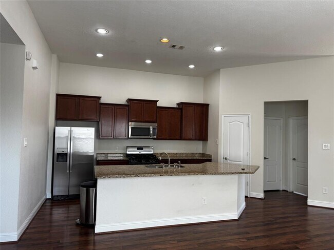 Building Photo - 15414 Paloma Crossing Ct