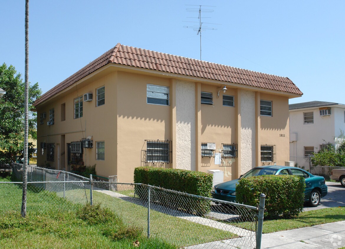 Foto principal - 1811 NW 19th Terr