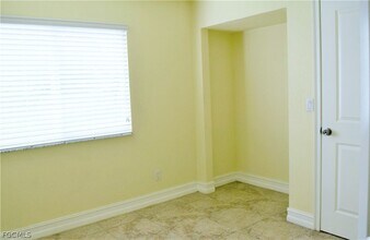 Building Photo - 3175 Royalston Ave