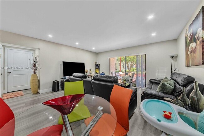Foto del edificio - 8550 SW 149th Ave
