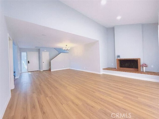 Building Photo - 239 Linwood Ave