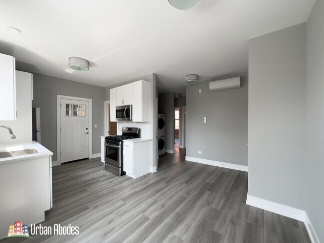 Foto del edificio - 3937 N Janssen Ave