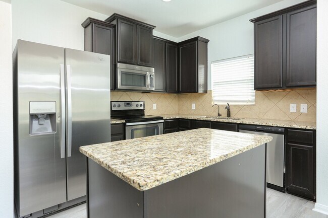 Building Photo - New Braunfels Home In Magnolia Springs