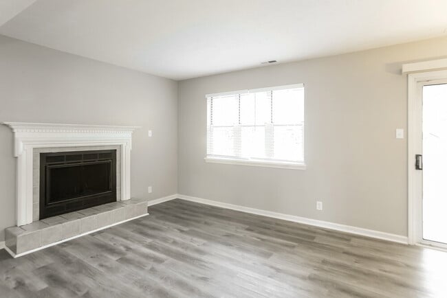 Building Photo - 7735 Bayridge Dr