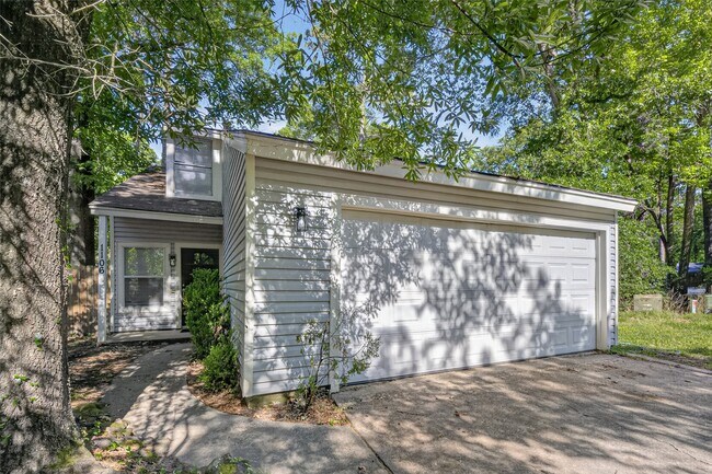 Foto del edificio - 1106 E Red Cedar Cir