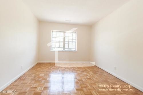 Foto del edificio - 31 Lake Shore Rd